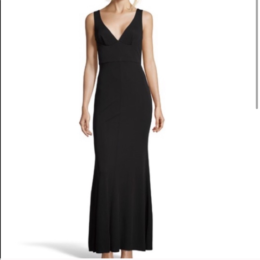 NWOT Hayden deep-v mermaid gown